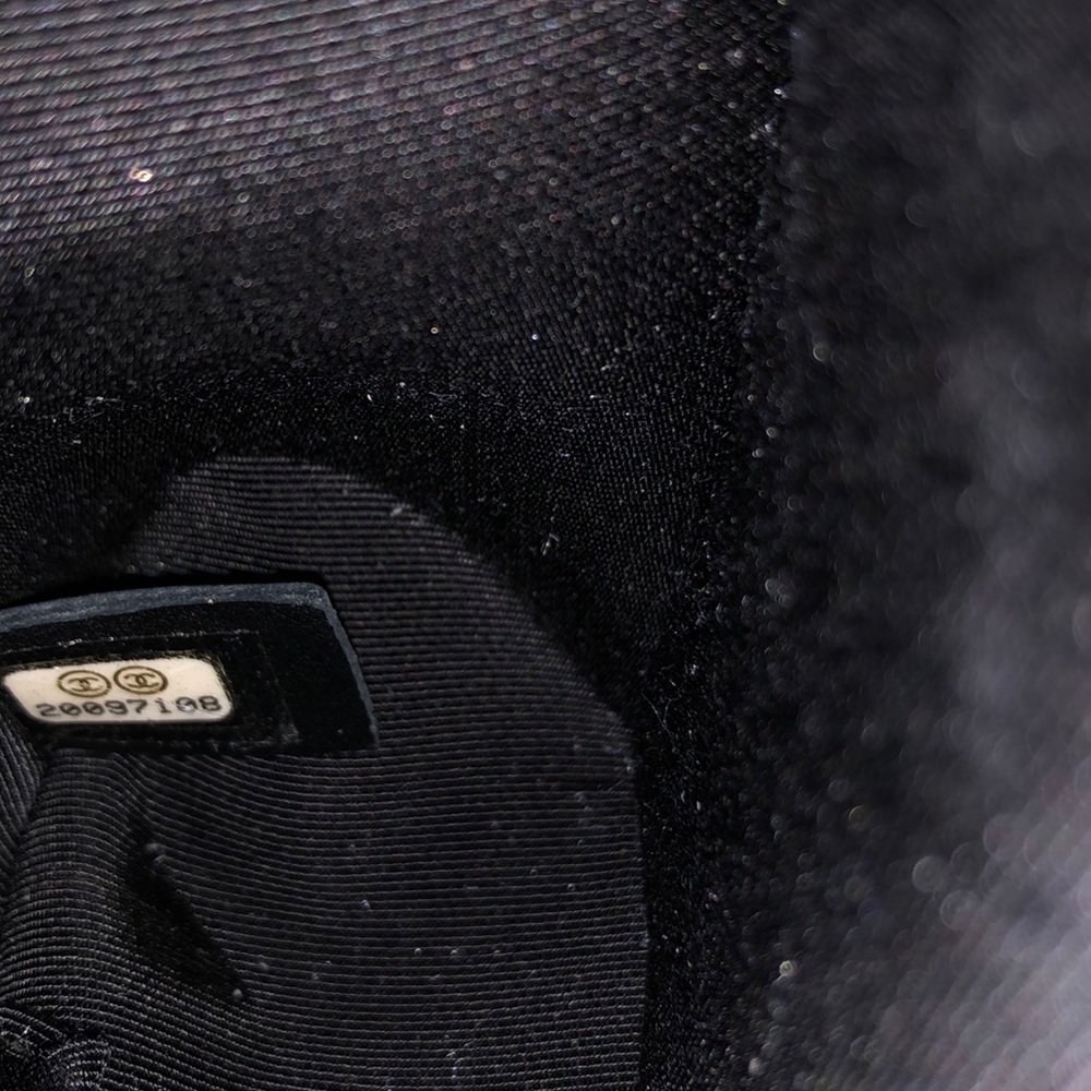 NWT [CHANEL] Black NEW MEDIUM Boy Bag in Lambskin - Picture 8 of 17
